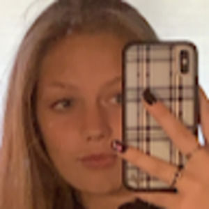 Meet your Posher, Zeta